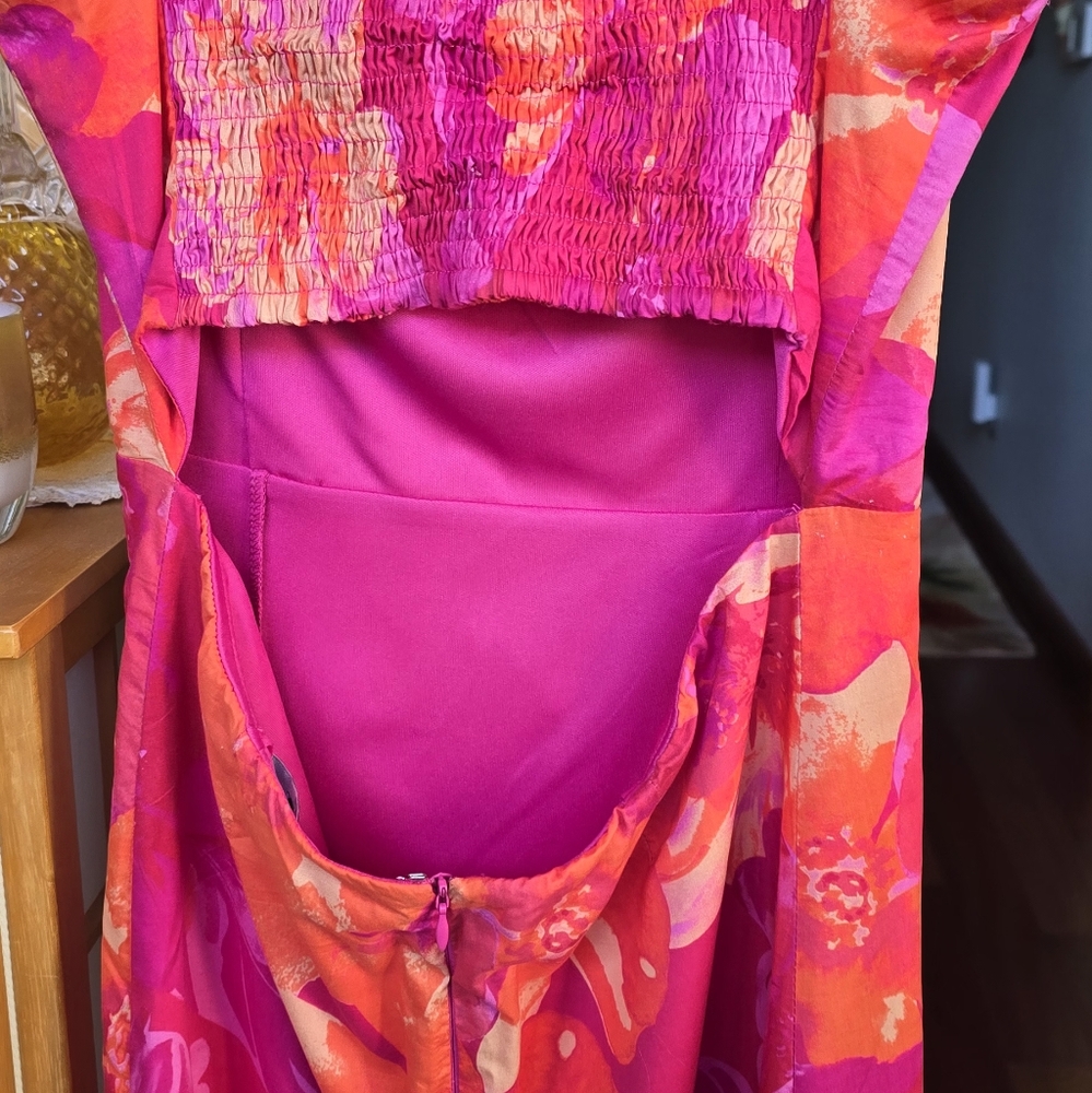 NWT Lulu's Bold Tendencies Fuschia Floral Strapless Midi Dress Size Medium - Picture 11 of 15
